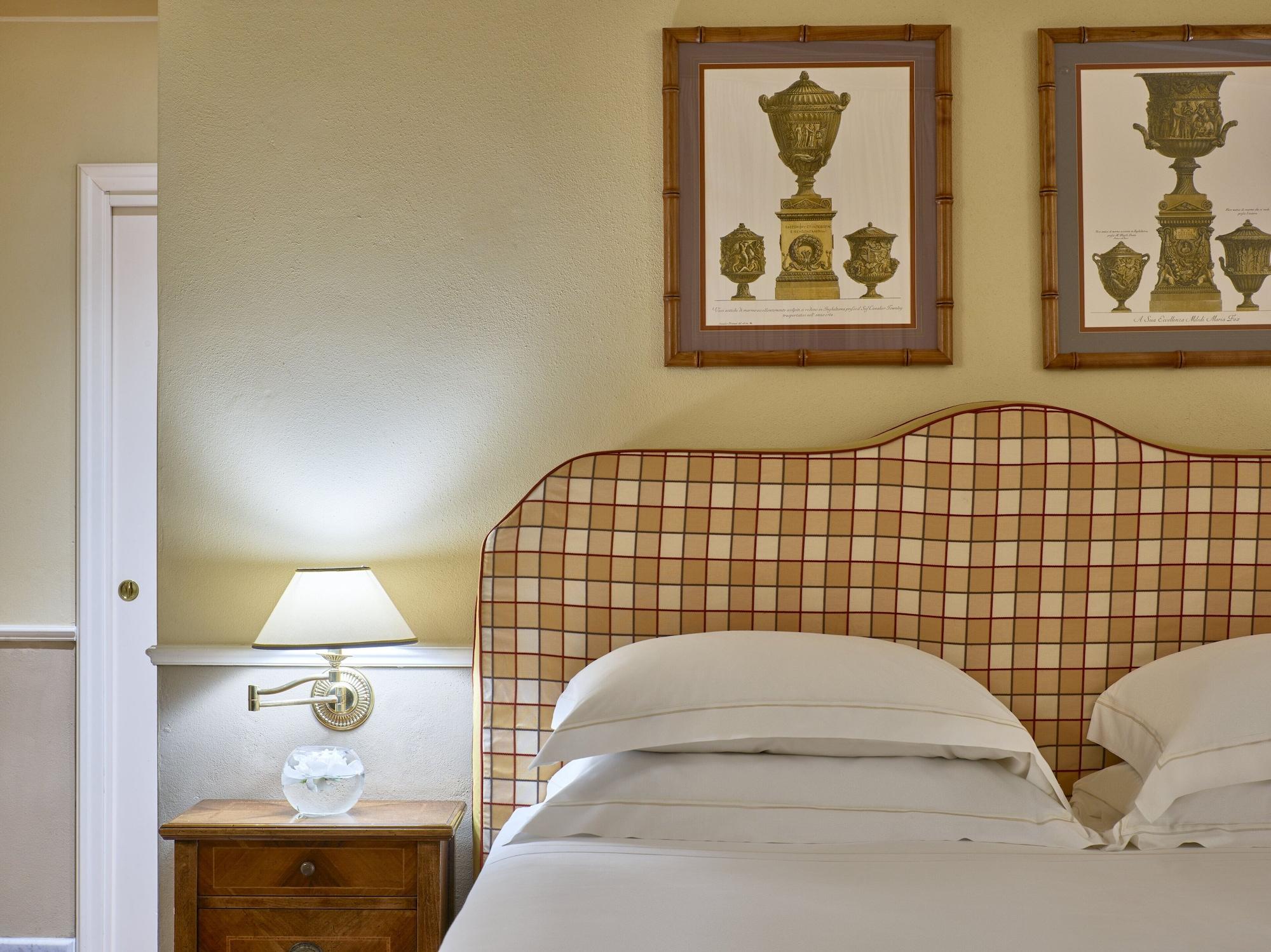 Bagni Di Pisa Palace & Thermal Spa - The Leading Hotels Of The World San Giuliano Terme Bagian luar foto A bedroom at the hotel