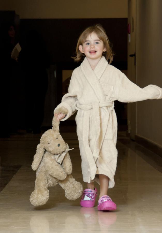 Bagni Di Pisa Palace & Thermal Spa - The Leading Hotels Of The World San Giuliano Terme Bagian luar foto A child wearing a bathrobe